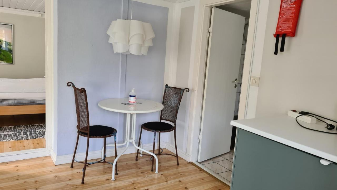 Villa Luna Breakfast Hotel Killeberg Екстериор снимка