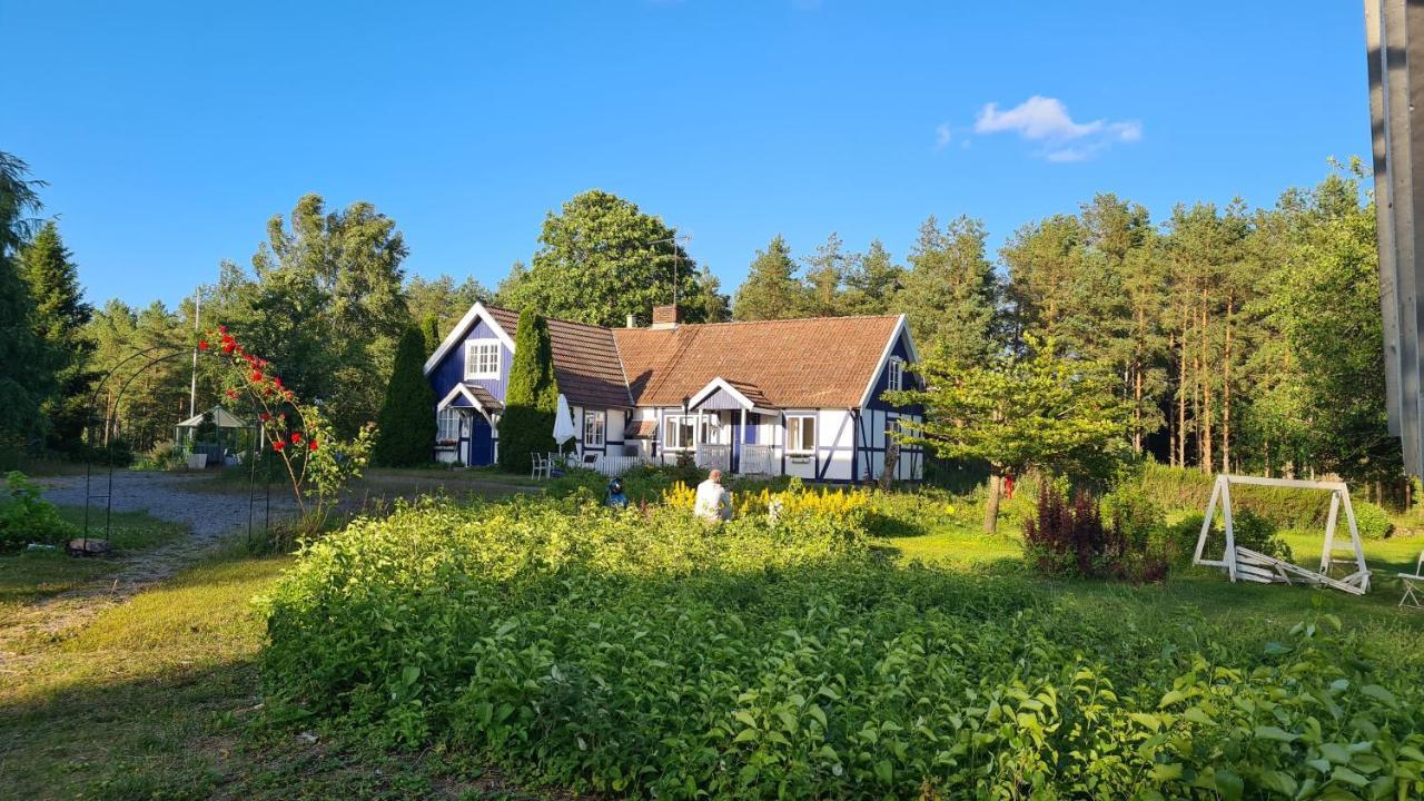 Villa Luna Breakfast Hotel Killeberg Екстериор снимка